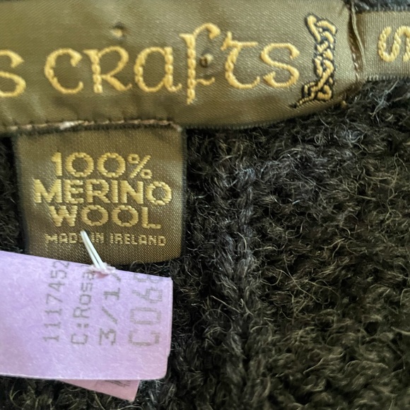 Inis Crafts 100% merino wool size small dark grey full zip cable sweater - Picture 4 of 10